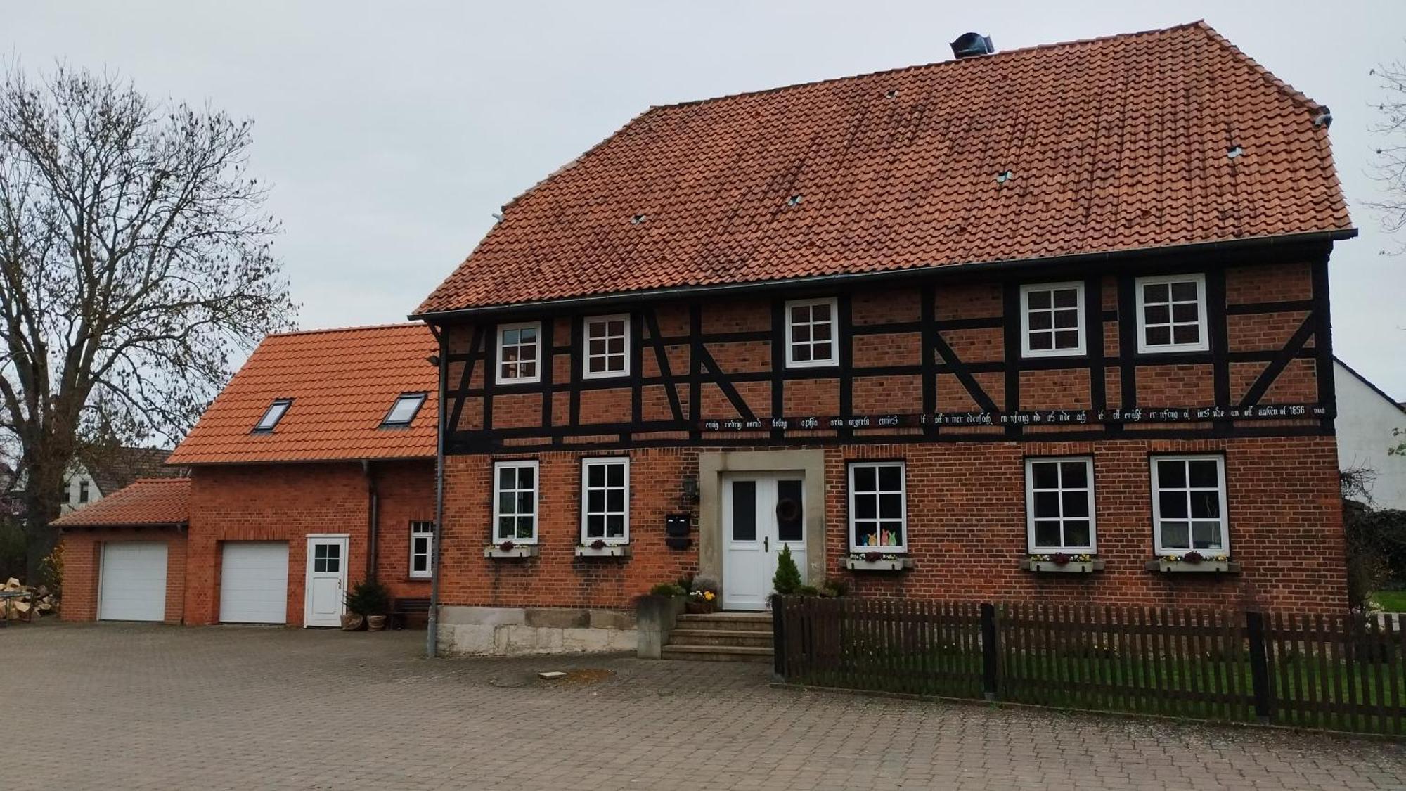 Wohnen Auf Dem Bauernhof Apartment Laatzen Exterior photo